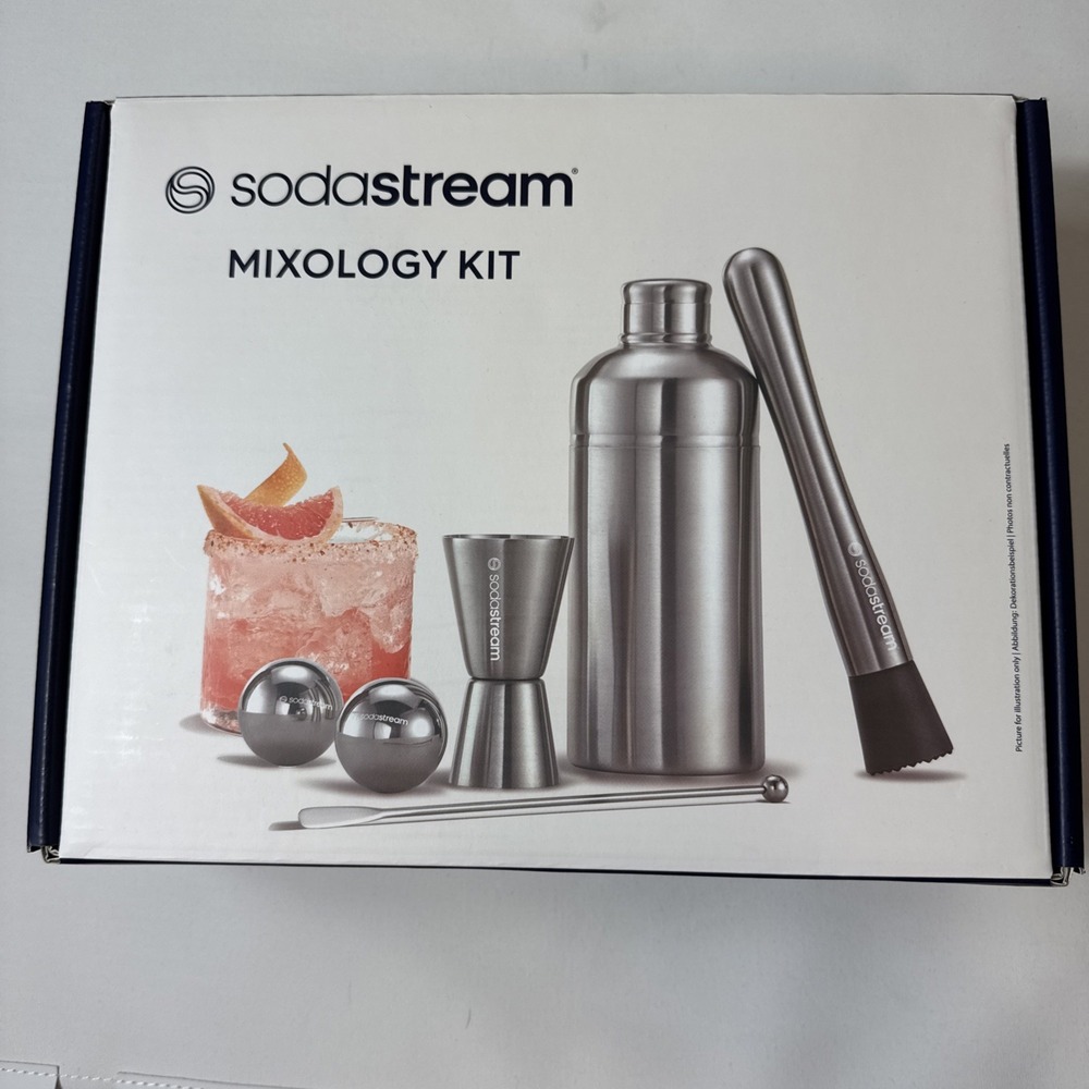Sodastream Mixology Kit Factory Sealed Cocktail Book Jigger Shaker Ice‎ Pouch